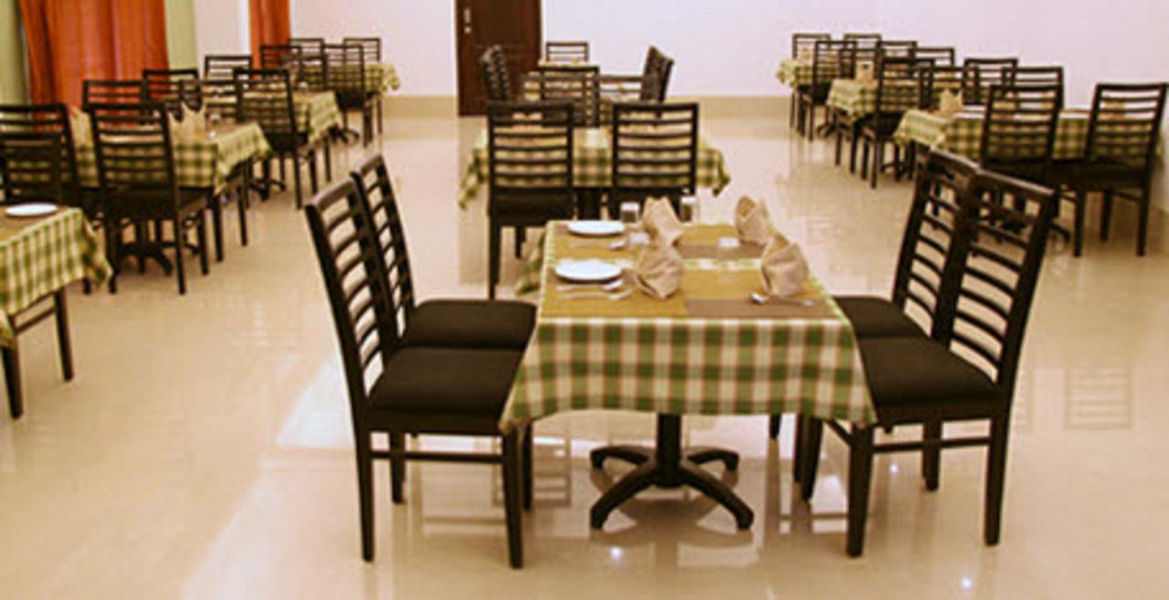 Hotel Soorya Regency Malappuram Bagian luar foto