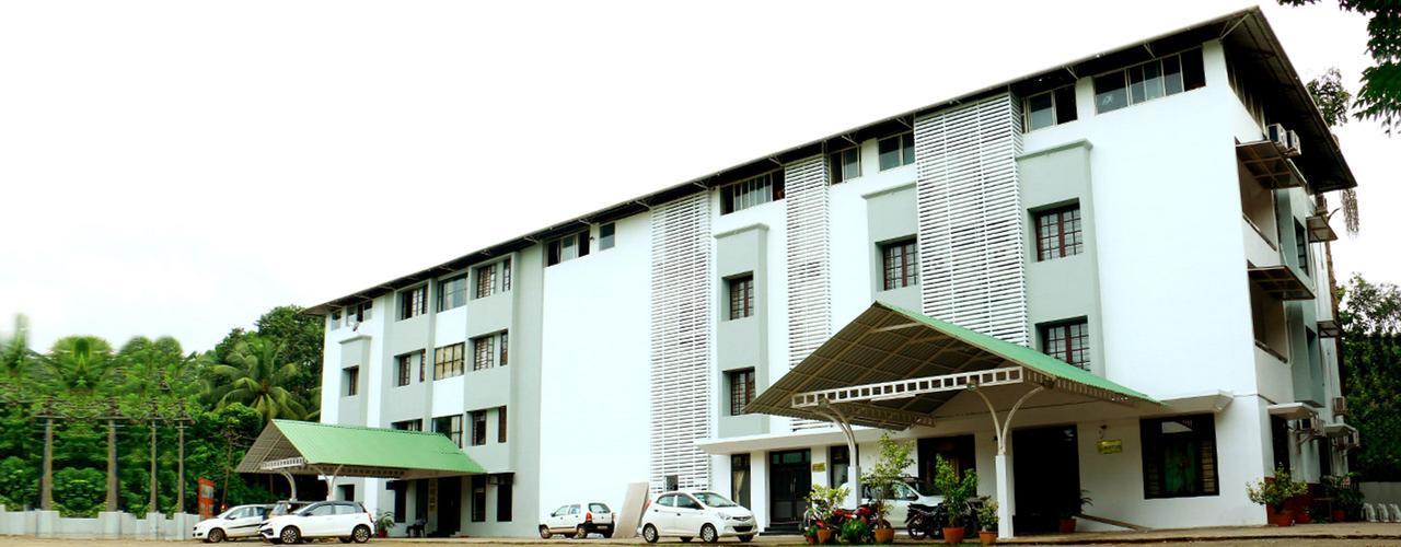 Hotel Soorya Regency Malappuram Bagian luar foto
